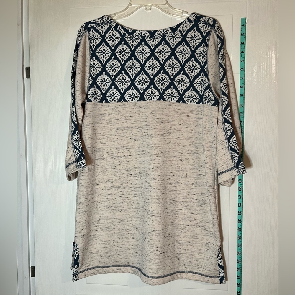 Hatley Top - Picture 2 of 8